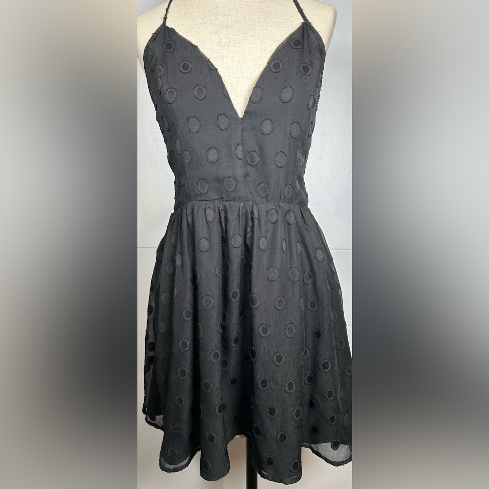Molly Green Chic Black Mini Sundress w/Criss Cross Back. Size Large. - Picture 2 of 9
